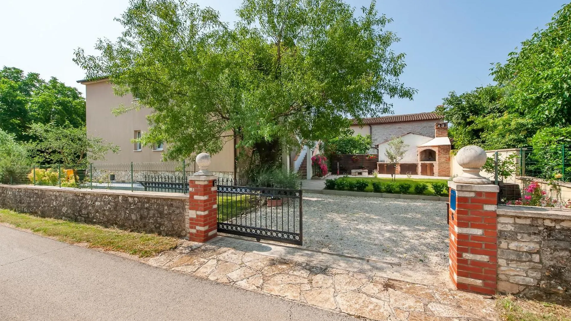 شقة House Mario Near Rovinj كانافانار
