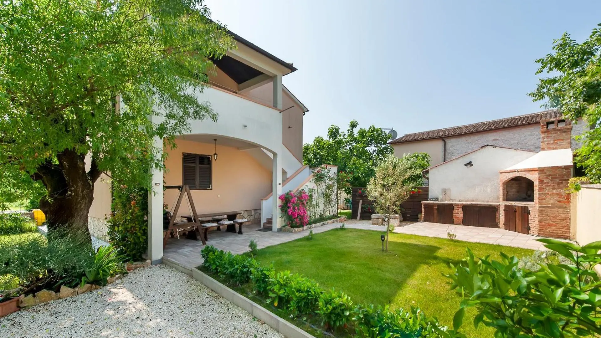 شقة House Mario Near Rovinj كانافانار