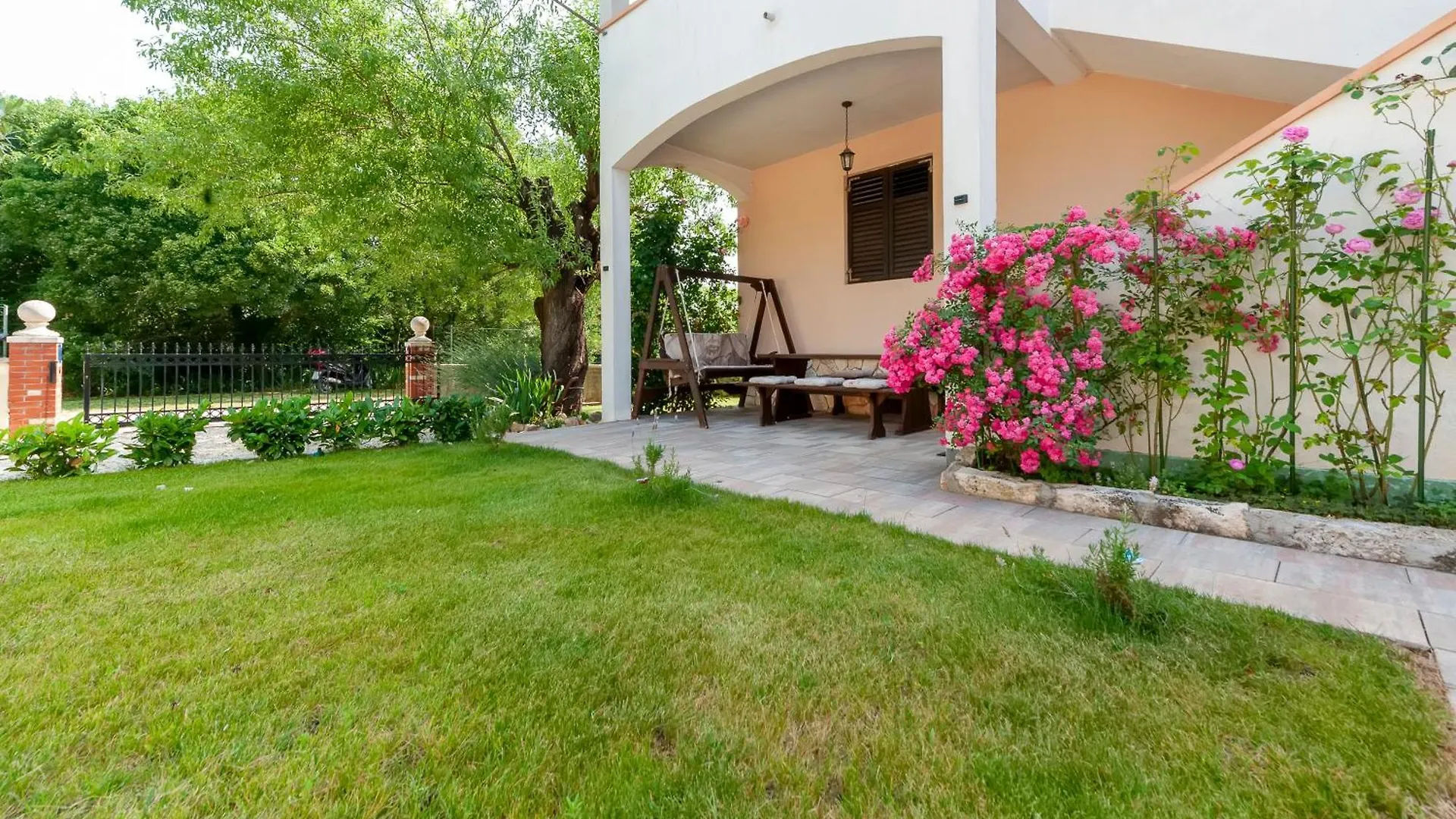 شقة House Mario Near Rovinj كانافانار